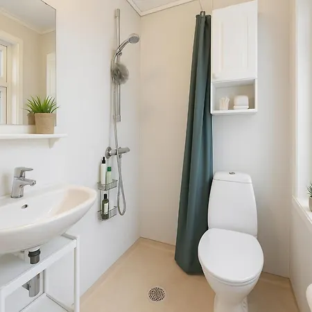 Apartment Trio In Centre - Norwegians Minimum Age 25