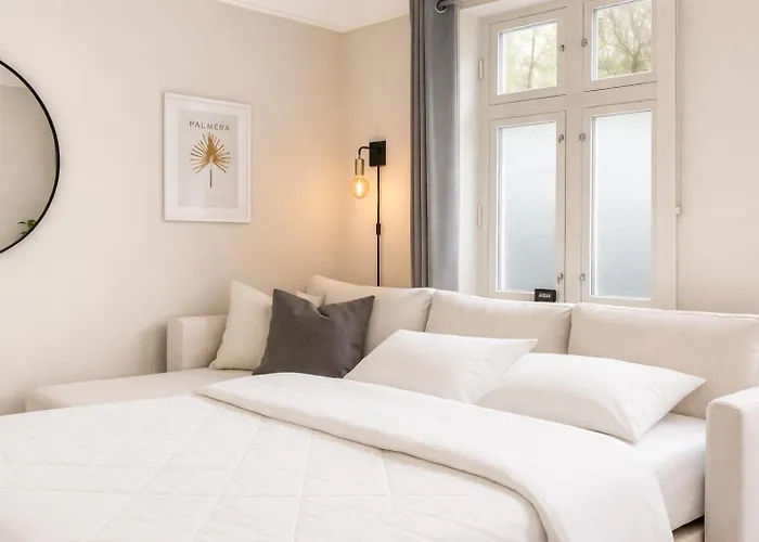 Apartment Trio In Centre - Norwegians Minimum Age 25 *